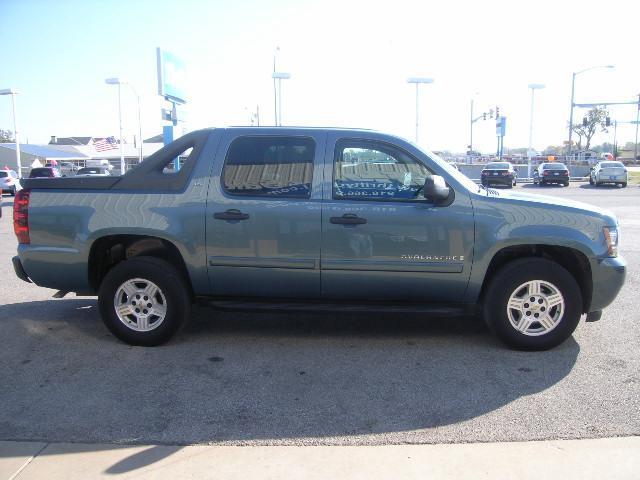 Chevrolet Avalanche 2008 photo 4