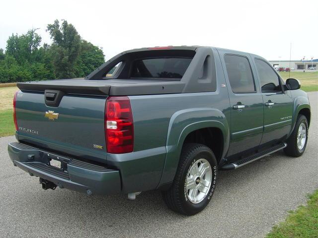 Chevrolet Avalanche 2008 photo 4