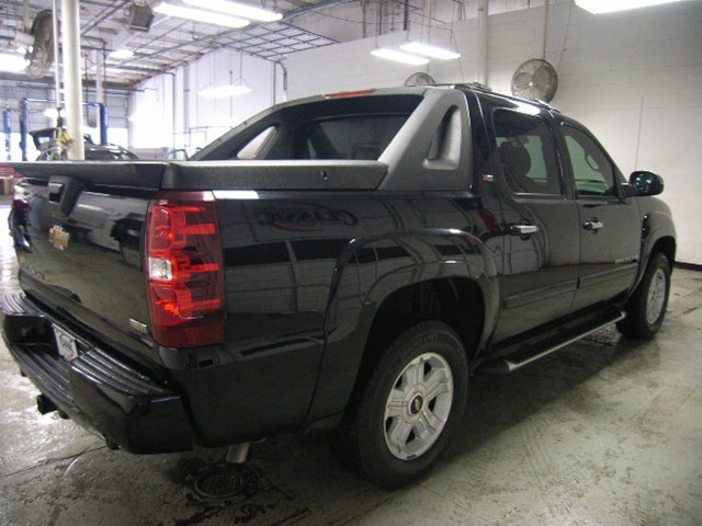 Chevrolet Avalanche 2008 photo 1