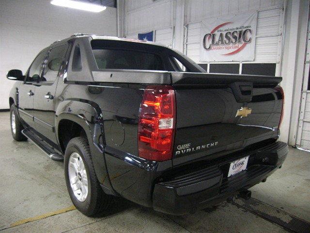 Chevrolet Avalanche 2008 photo 4