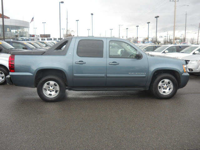 Chevrolet Avalanche 2008 photo 2