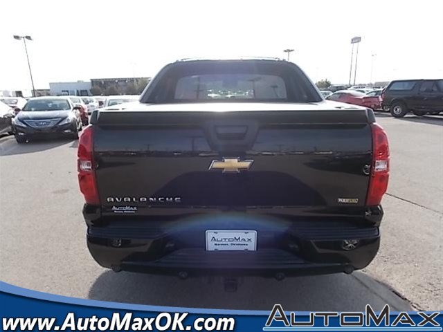 Chevrolet Avalanche 2008 photo 1