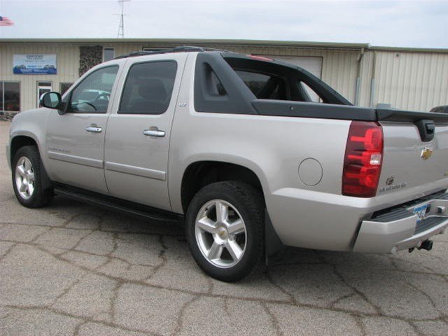 Chevrolet Avalanche 2008 photo 5