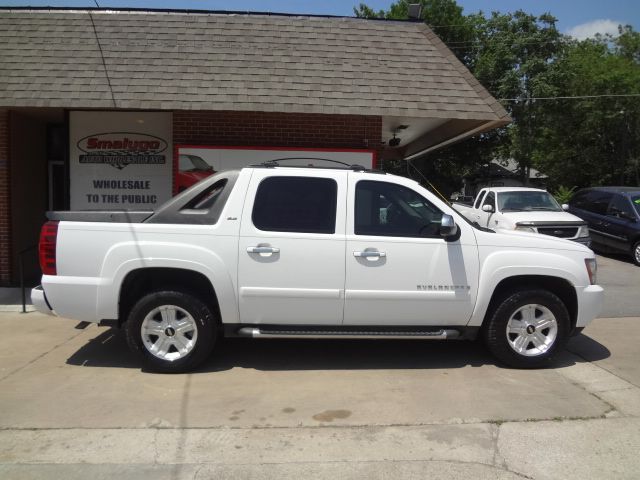 Chevrolet Avalanche 2008 photo 2