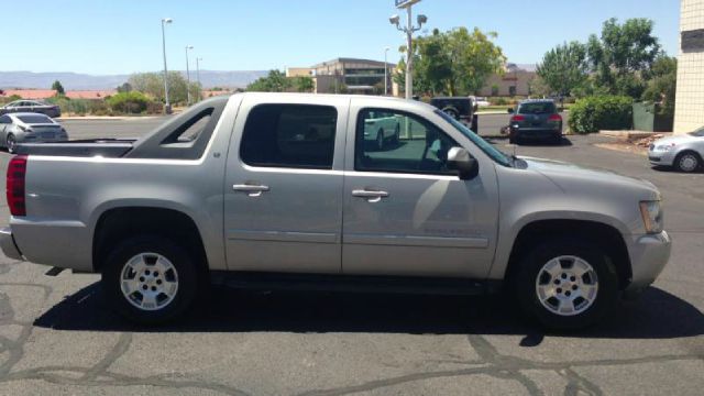 Chevrolet Avalanche 2008 photo 1