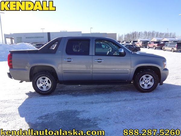 Chevrolet Avalanche 2008 photo 2