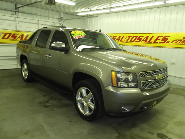 Chevrolet Avalanche Slt-2 4X4 Pickup Truck