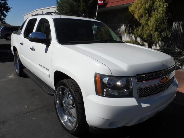 Chevrolet Avalanche Lariat Super Duty Unspecified