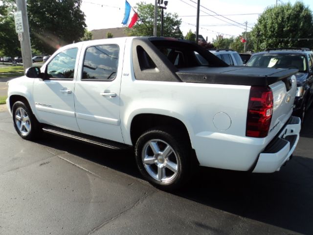 Chevrolet Avalanche C300w Pickup Truck