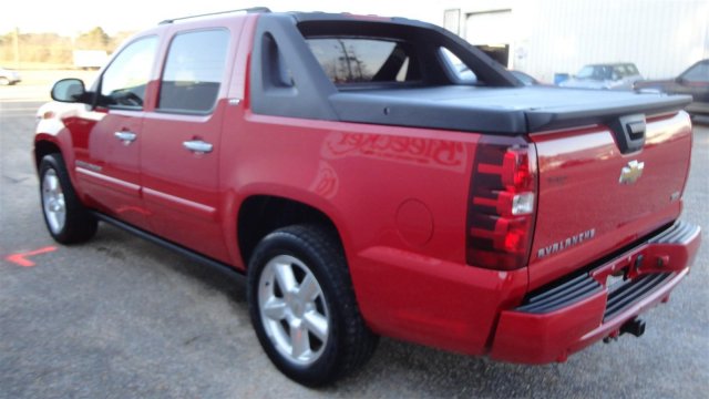 Chevrolet Avalanche 2008 photo 1