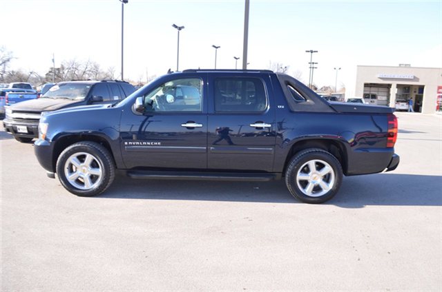 Chevrolet Avalanche 2008 photo 1