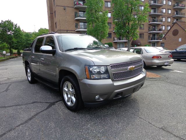 Chevrolet Avalanche 2008 photo 3