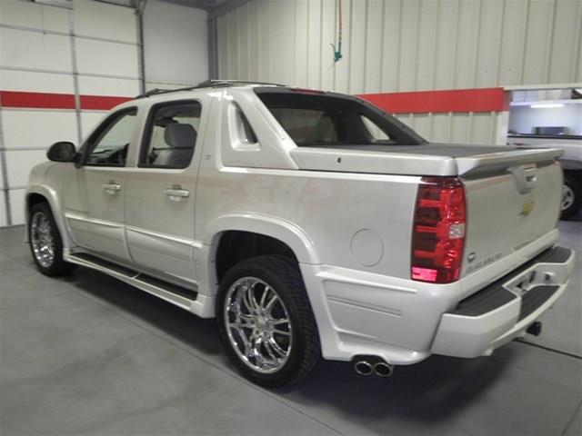 Chevrolet Avalanche 2008 photo 4