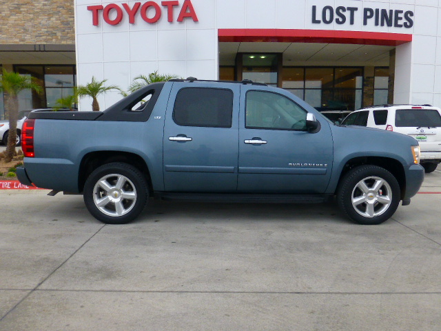 Chevrolet Avalanche 2008 photo 1