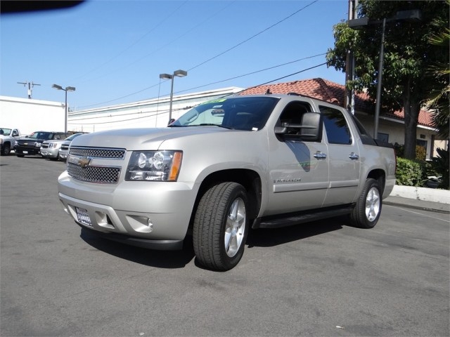 Chevrolet Avalanche 2008 photo 2