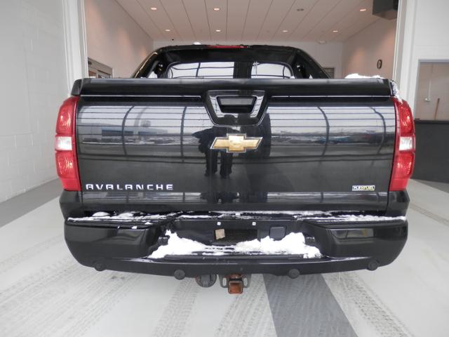 Chevrolet Avalanche 2008 photo 2