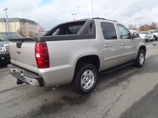 Chevrolet Avalanche 2008 photo 4