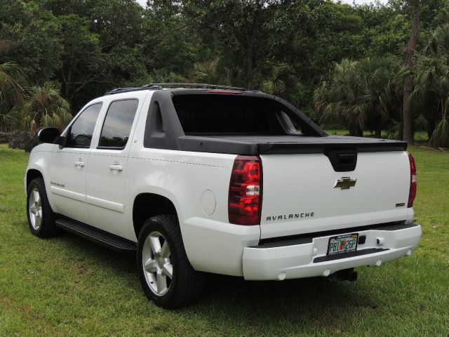 Chevrolet Avalanche 2008 photo 1