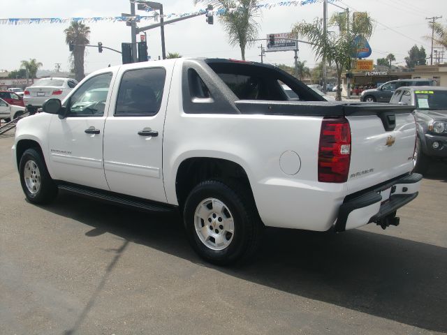 Chevrolet Avalanche 2009 photo 1