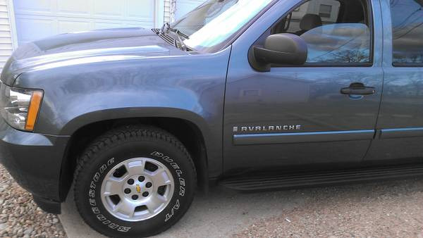 Chevrolet Avalanche 2009 photo 6