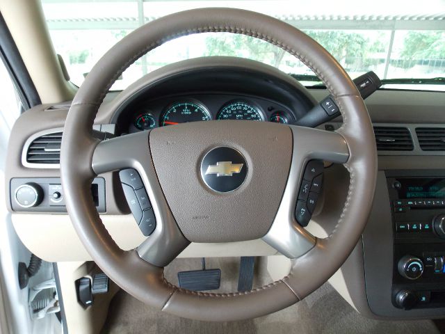 Chevrolet Avalanche 2009 photo 32