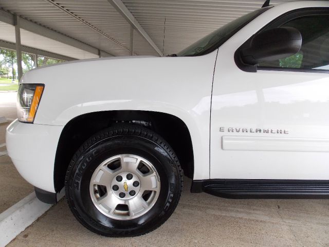 Chevrolet Avalanche 2009 photo 39