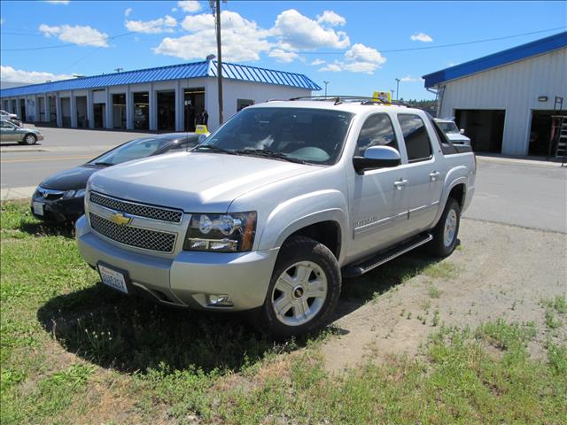 Chevrolet Avalanche 2010 photo 3