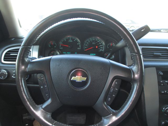 Chevrolet Avalanche 2010 photo 1