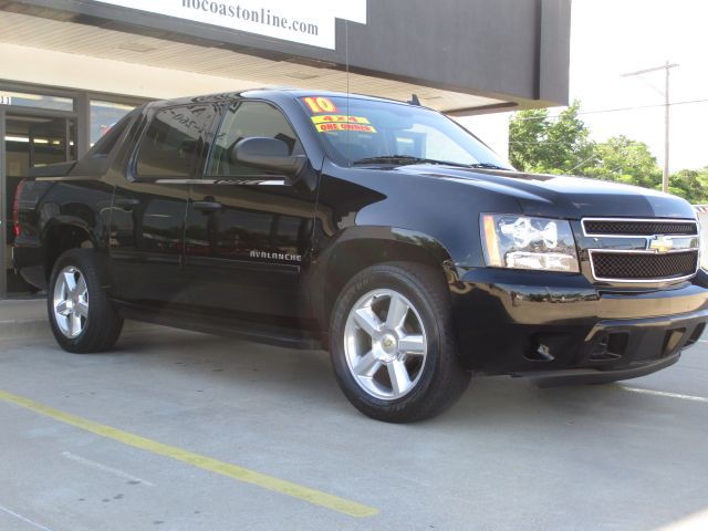 Chevrolet Avalanche 2010 photo 18