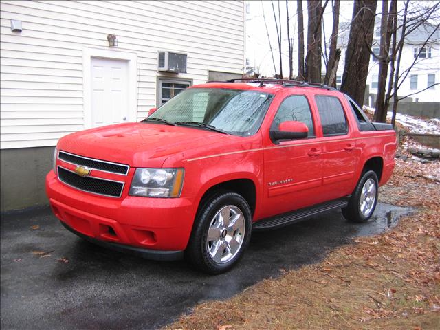 Chevrolet Avalanche 2011 photo 1