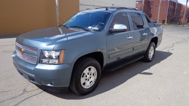 Chevrolet Avalanche 2011 photo 5