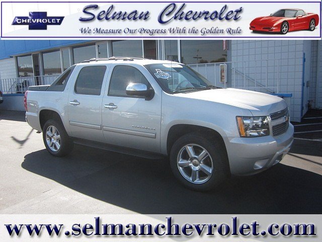 Chevrolet Avalanche 2011 photo 5