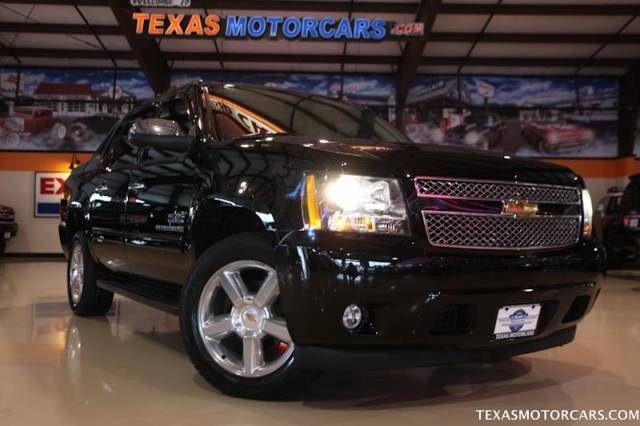 Chevrolet Avalanche 2011 photo 5