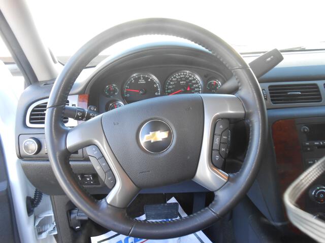 Chevrolet Avalanche 2011 photo 1