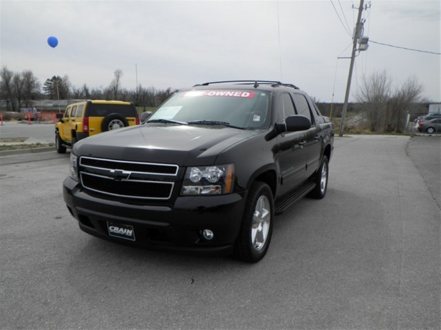 Chevrolet Avalanche 2011 photo 5