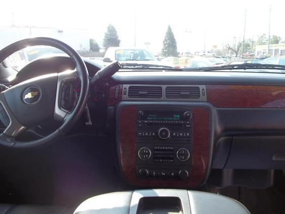 Chevrolet Avalanche 2011 photo 21