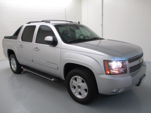 Chevrolet Avalanche 2011 photo 5