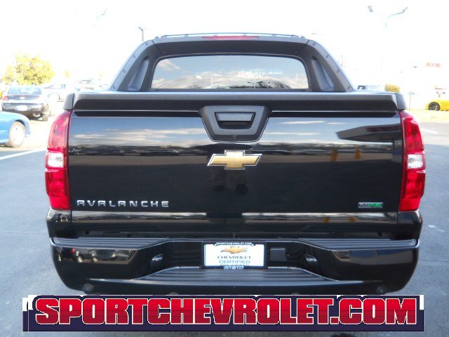 Chevrolet Avalanche 2011 photo 1