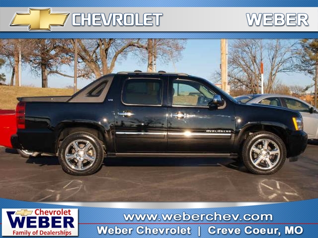 Chevrolet Avalanche 2011 photo 5