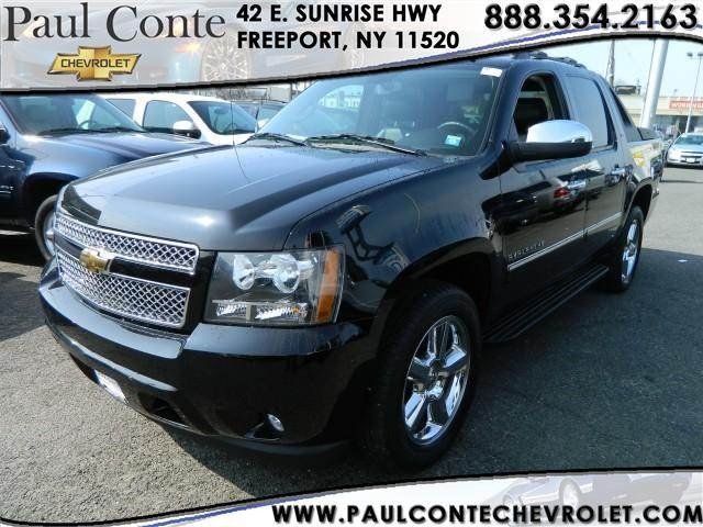 Chevrolet Avalanche 2011 photo 1