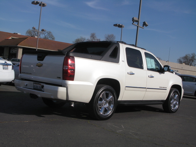 Chevrolet Avalanche SLE SLT WT Unspecified