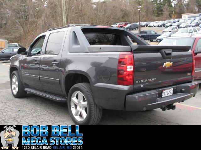 Chevrolet Avalanche 2011 photo 4