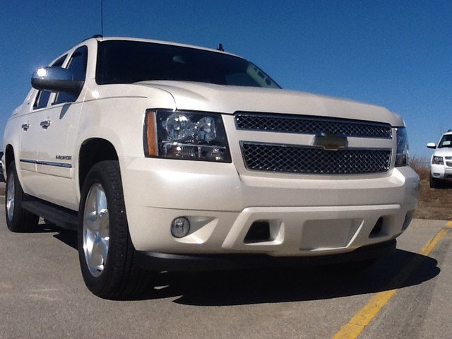 Chevrolet Avalanche 2011 photo 4