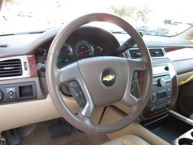 Chevrolet Avalanche 2012 photo 12