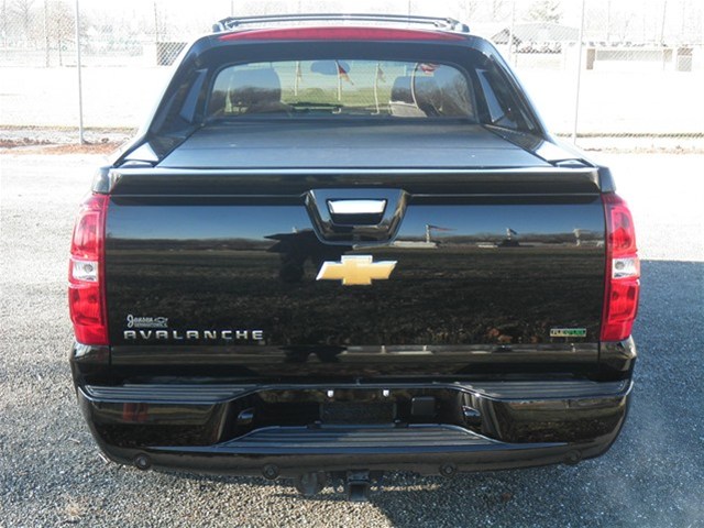 Chevrolet Avalanche 2012 photo 5