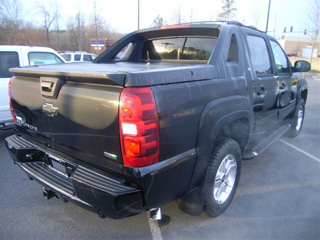 Chevrolet Avalanche 2012 photo 4