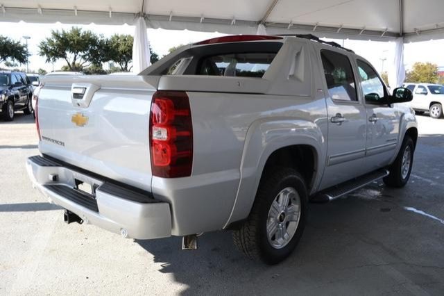 Chevrolet Avalanche 2012 photo 4