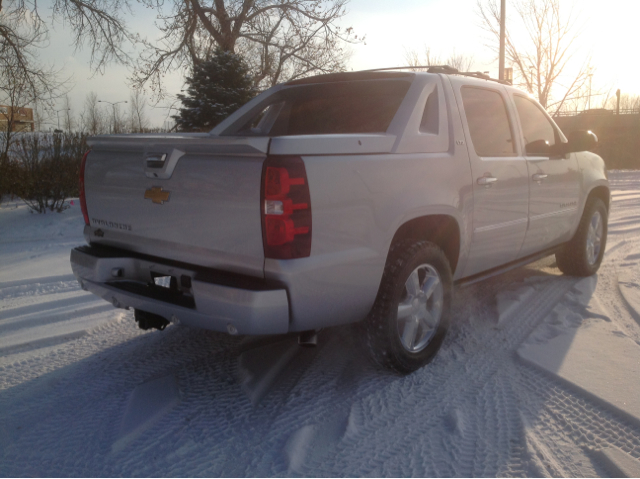 Chevrolet Avalanche 2012 photo 3