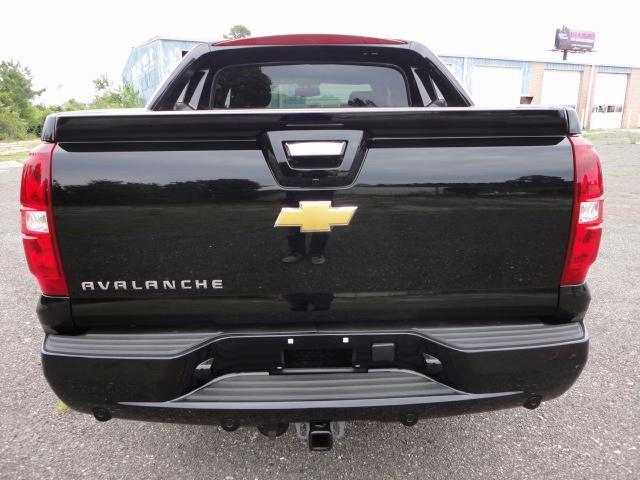 Chevrolet Avalanche 2013 photo 3