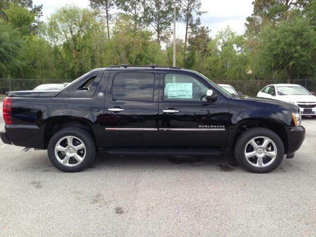 Chevrolet Avalanche 2013 photo 1